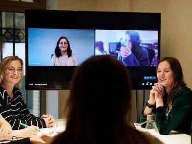 Personer til online møde